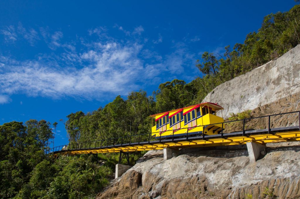 ba-na-hill-group-tour-1