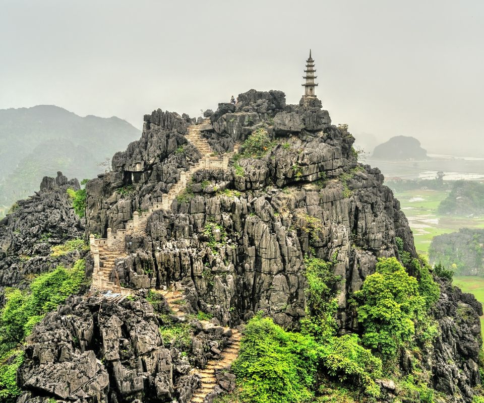 Ninh- Binh-group-tour-1