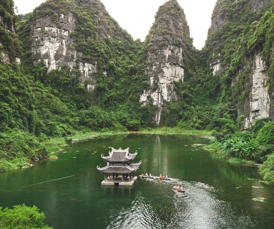 Ninh-Binh-group-tour-1-day