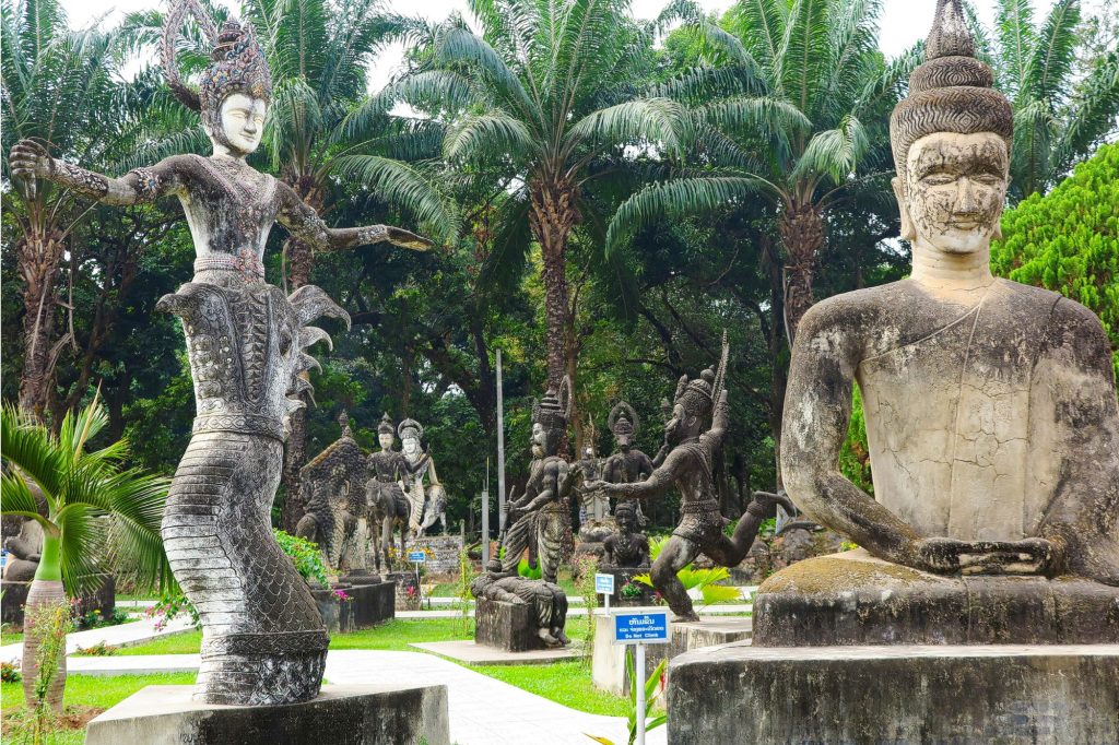 tour-of-laos-1