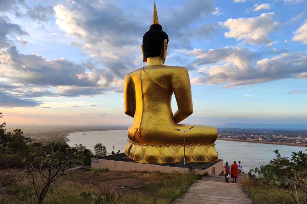 visit-Pakse