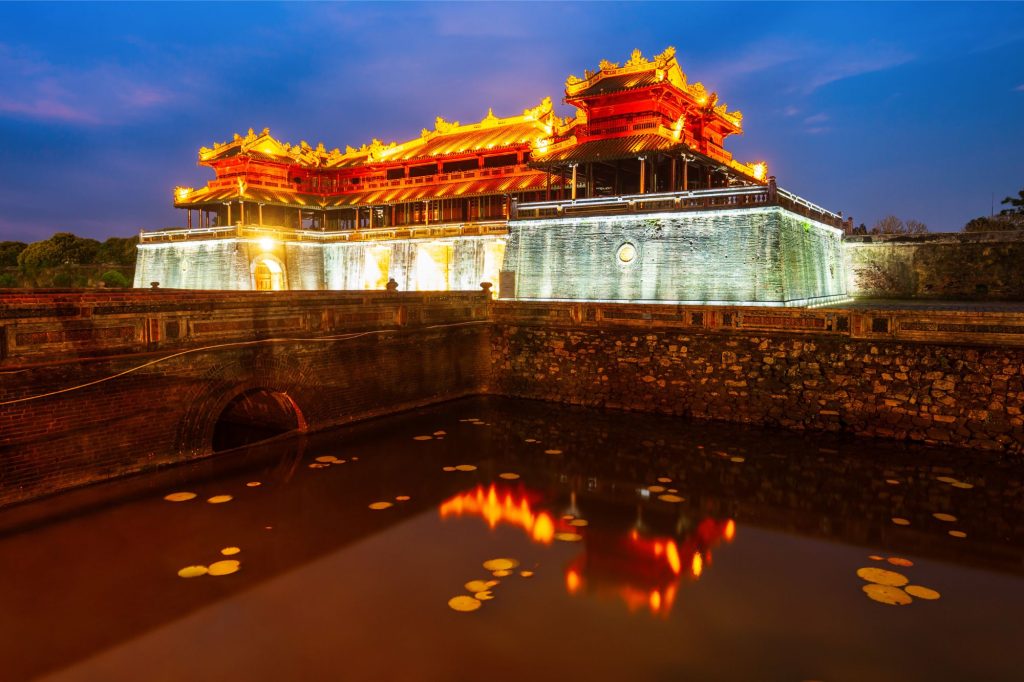 visit-hue